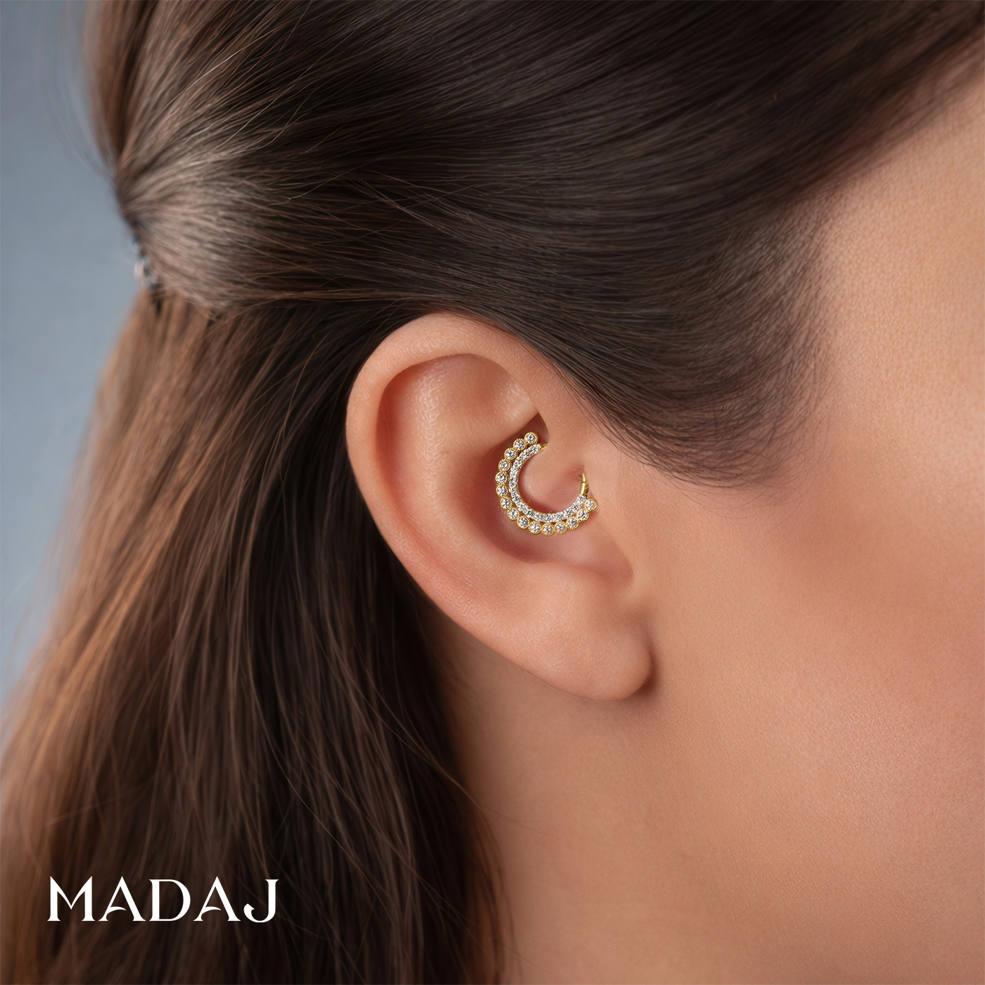 Cassandre | 18k Yellow Gold 8 mm Diamond Daith Piercing
