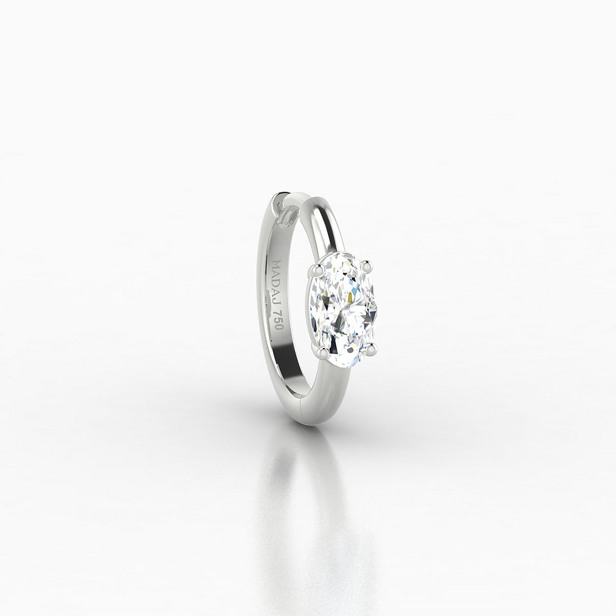 Dea | 18k White Gold 8 mm Oval Diamond Hoop Piercing