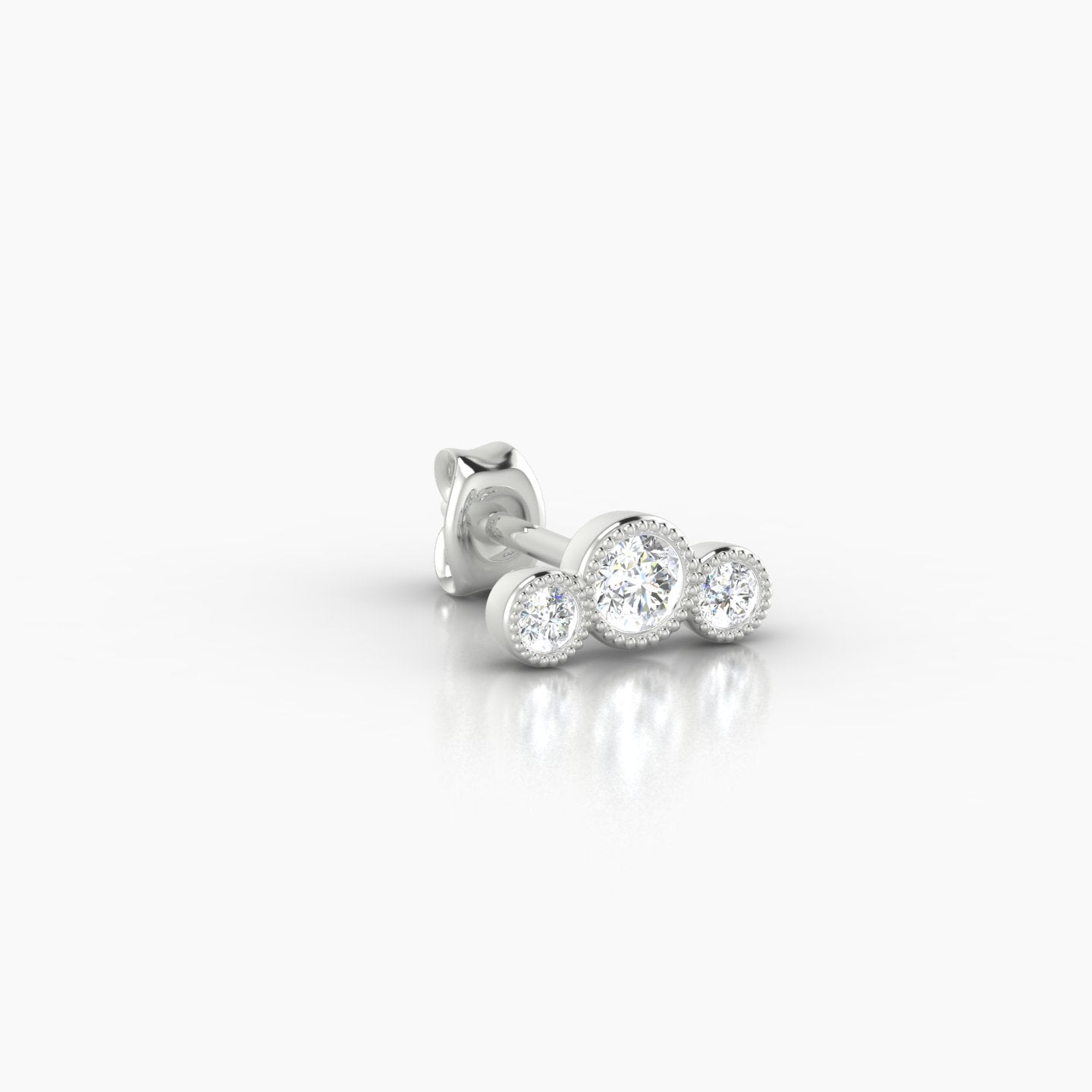 Fama | 18k White Gold 7.5 mm Trilogy Diamond Earring