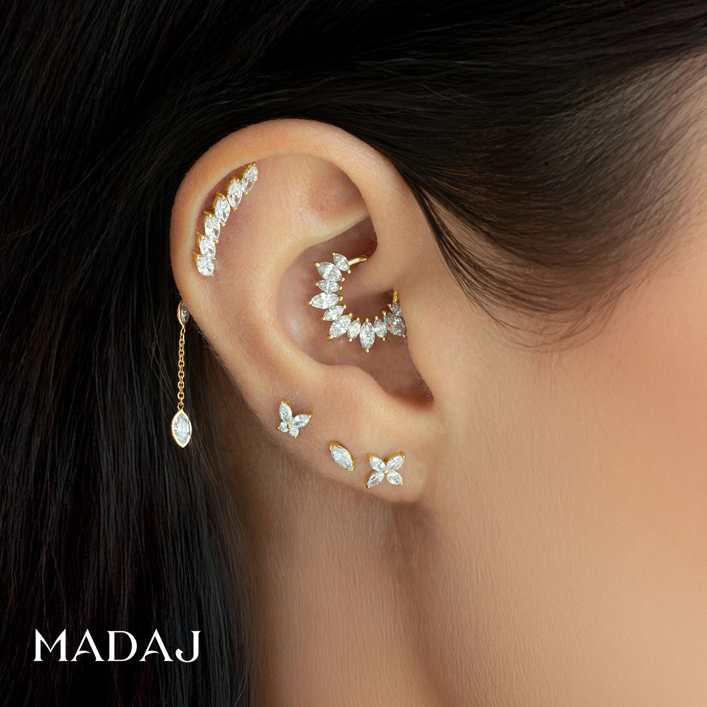 Joy | 18k Yellow Gold 6.5 mm Diamond Daith Piercing