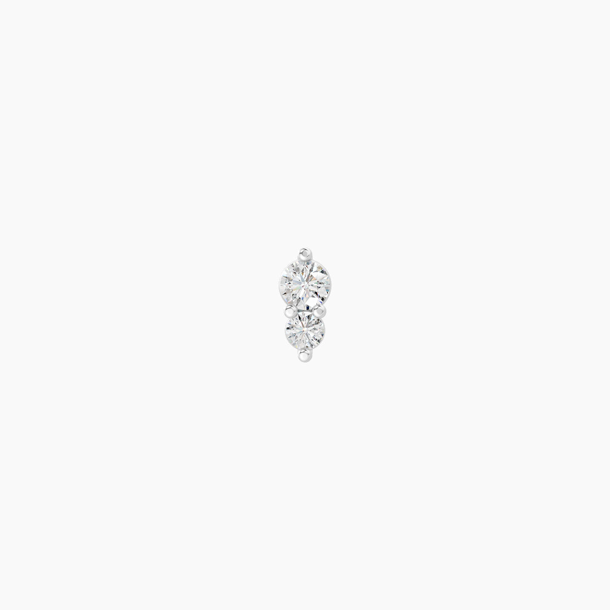 Laetitia | 18k White Gold 4 mm 8 mm Diamond Nose Piercing