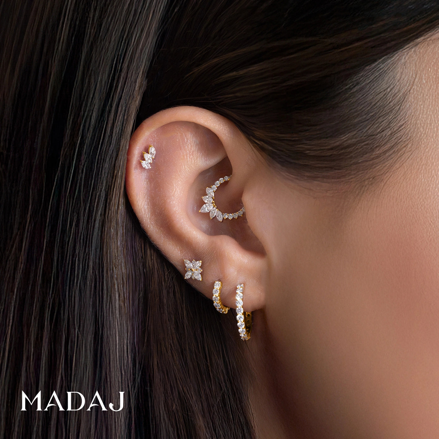 Leia | 18k Yellow Gold 8 mm Diamond Daith Piercing