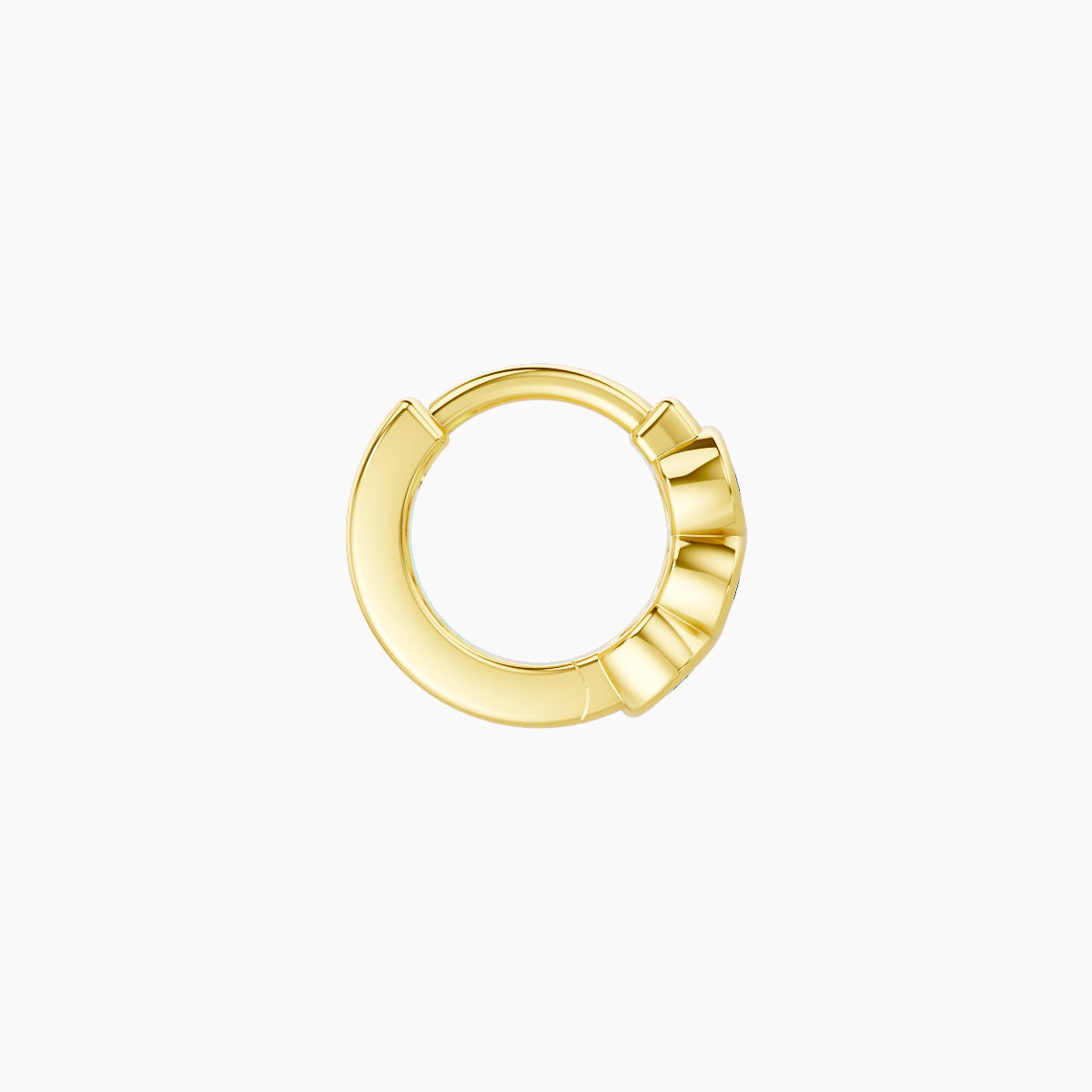 Leto | 18k Yellow Gold 5 mm Trilogy Emerald Hoop Piercing