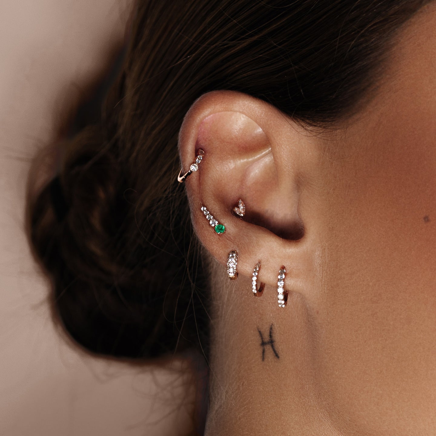 Vesta | 18k Rose Gold 8 mm Diamond Hoop Piercing