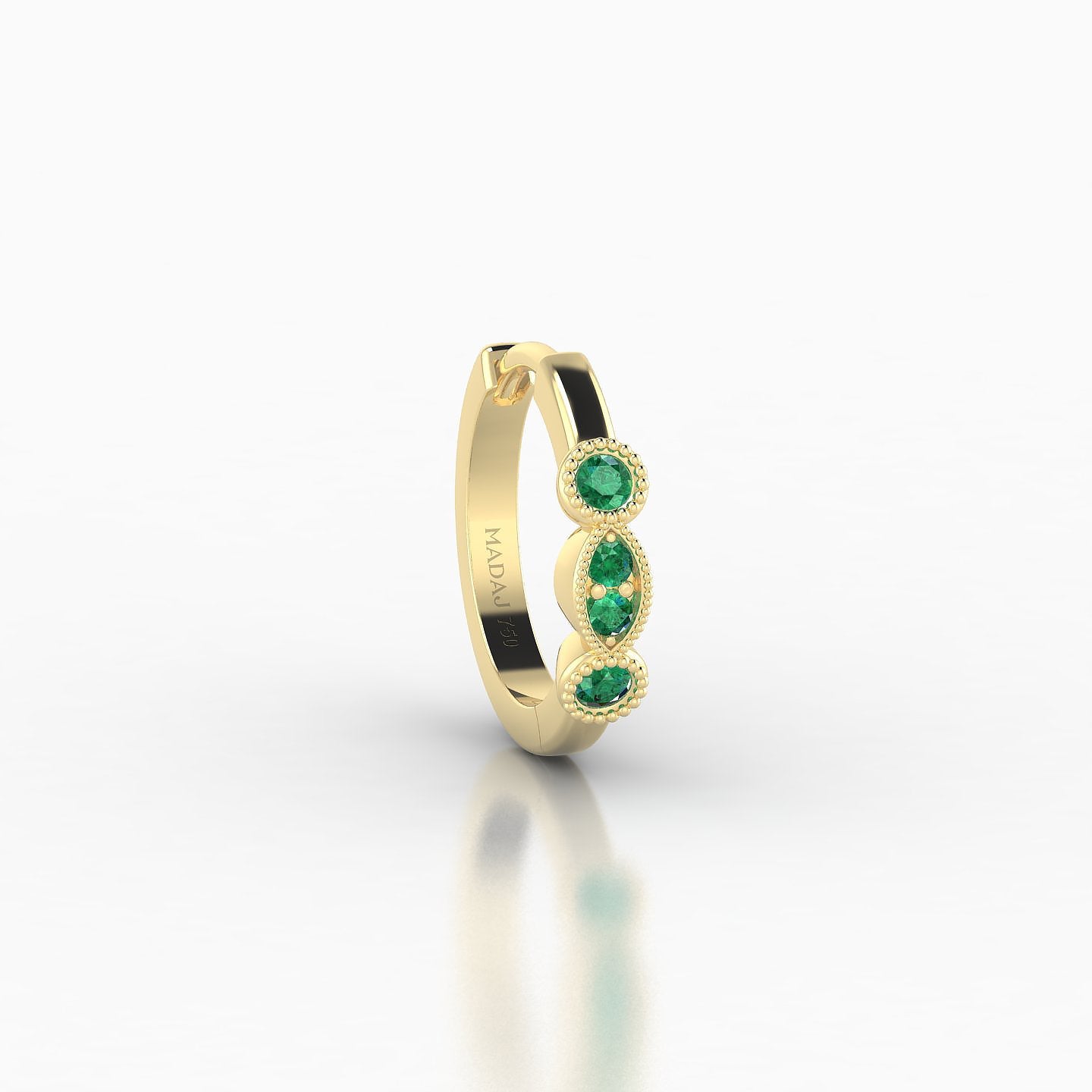 Camilla | 18k Yellow Gold 8 mm Emerald Hoop Piercing