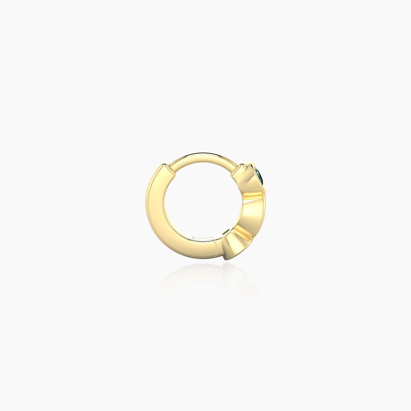 Epona | 18k Yellow Gold 5 mm Emerald Hoop Piercing