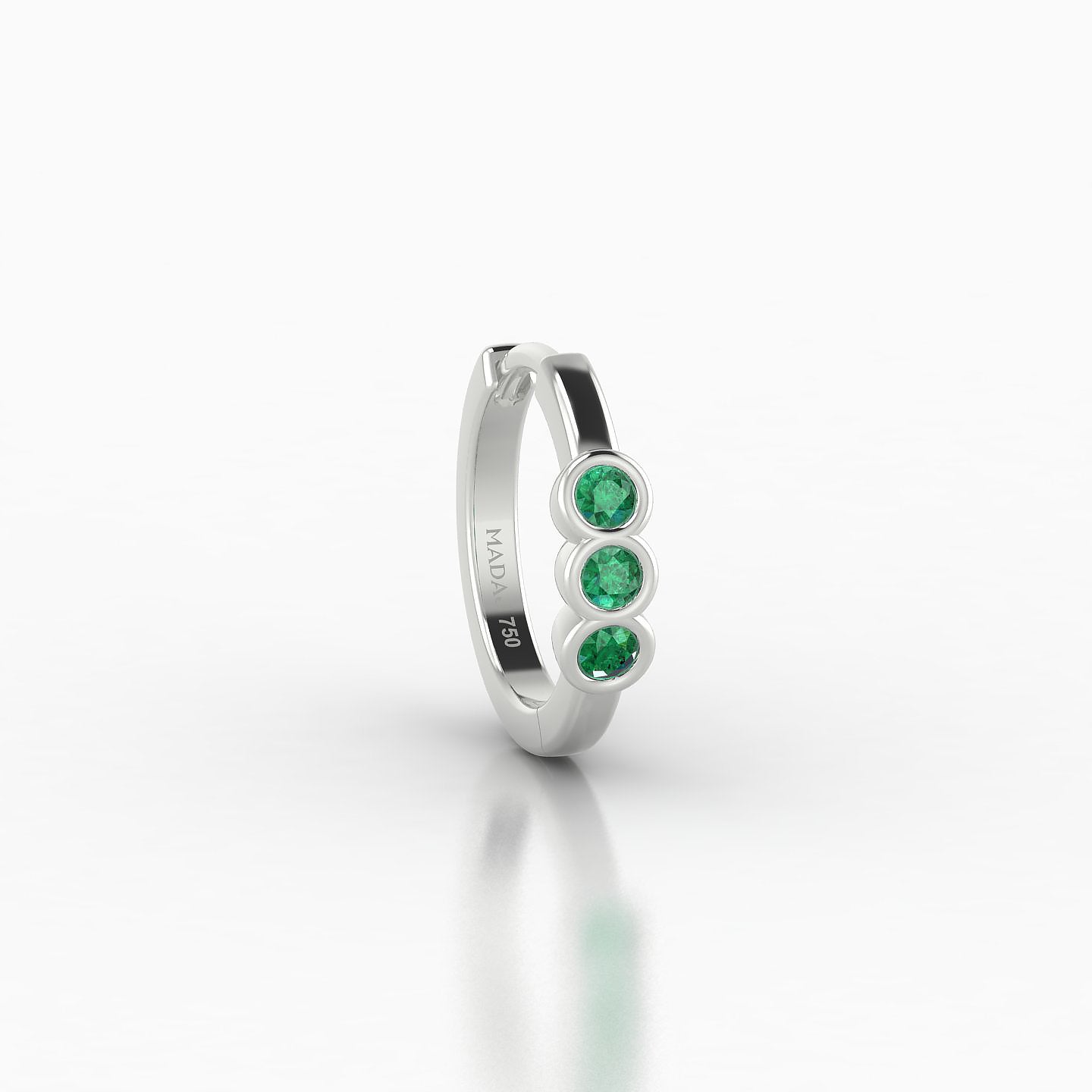 Leto | 18k White Gold 8 mm Trilogy Emerald Hoop Piercing